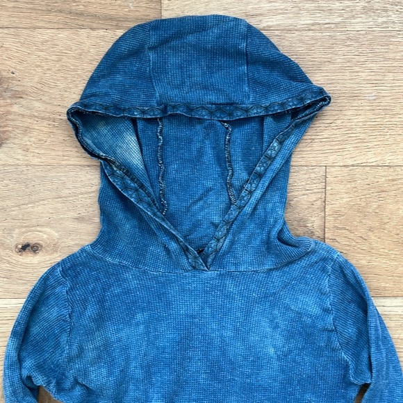 Hemp Organic Cotton Waffle Thermal Hoodie / Handmade / plant dyed / size small - Picture 3 of 4
